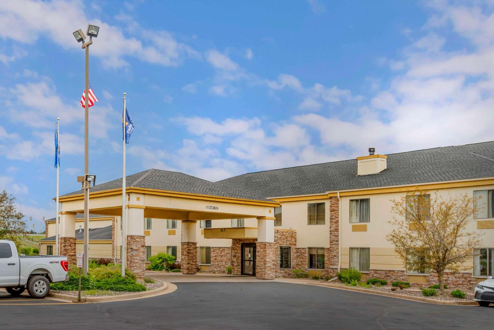 Comfort Inn & Suites Black River Falls I-94 Exteriér fotografie